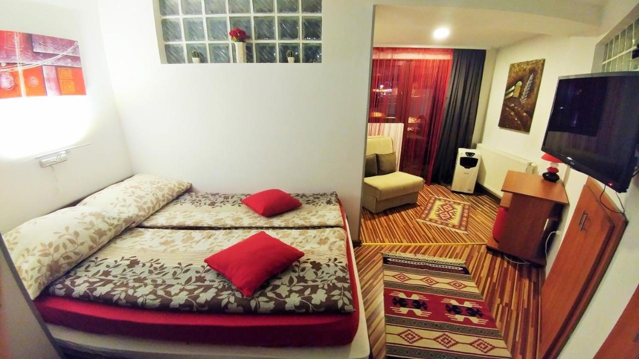 B&B Bazeni SJJ Extérieur photo