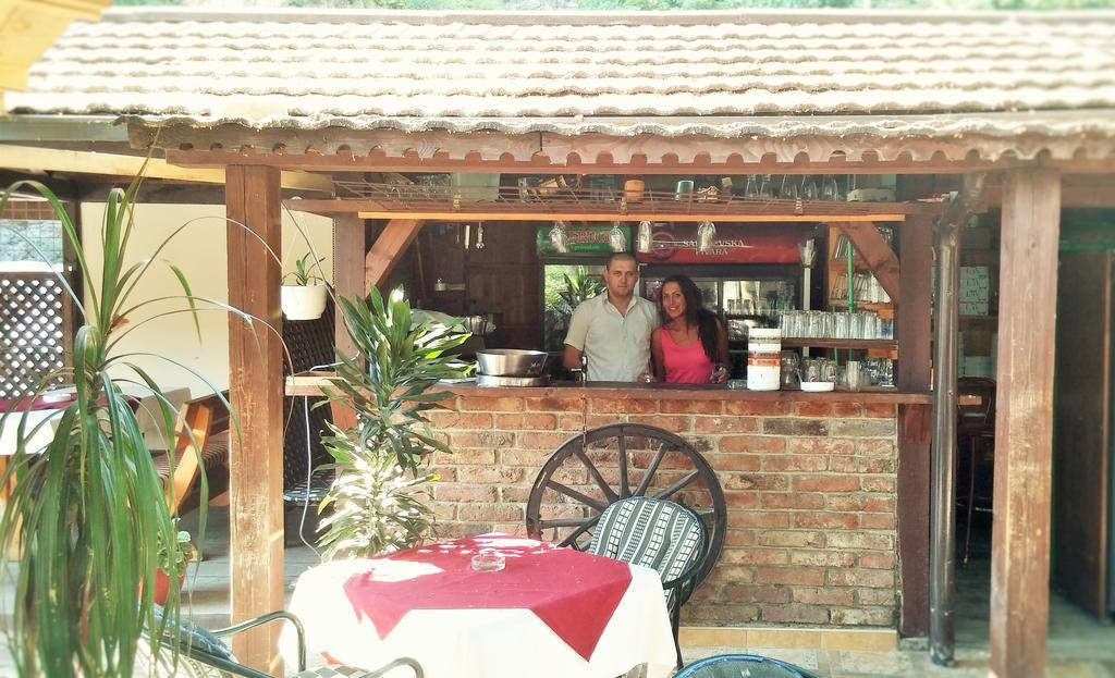 B&B Bazeni SJJ Extérieur photo